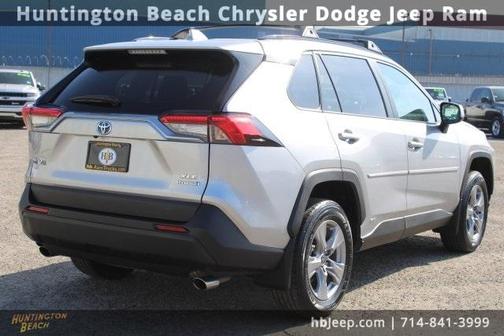 2023 Toyota RAV4 Hybrid XLE