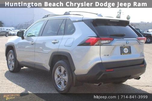 2023 Toyota RAV4 Hybrid XLE