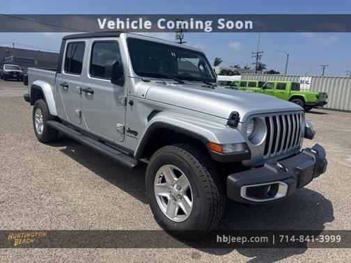 2023 Jeep Gladiator Sport