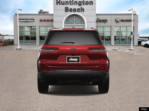 2025 Jeep Grand Cherokee L Laredo