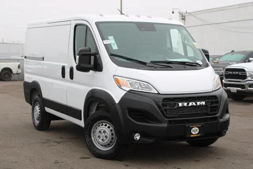 2025 RAM ProMaster 1500 Low Roof