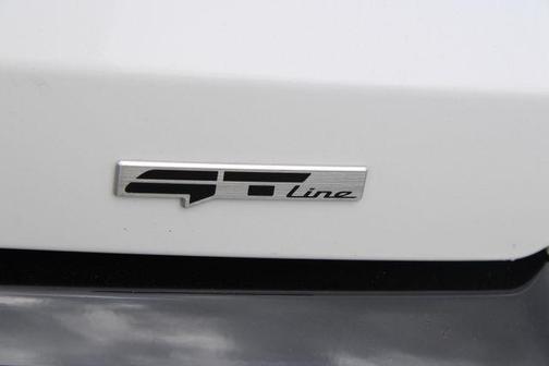 Snow White Pearl 2024 Kia EV9 GT-Line