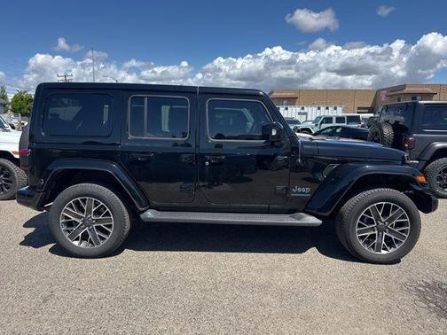 Black Clearcoat 2023 Jeep Wrangler 4xe Sahara