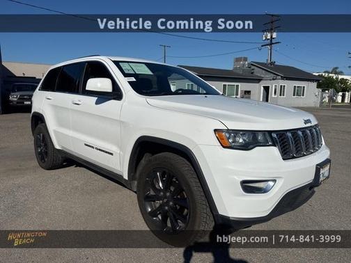 2020 Jeep Grand Cherokee Laredo