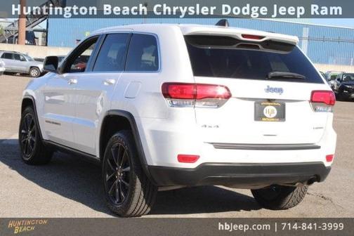 2020 Jeep Grand Cherokee Laredo