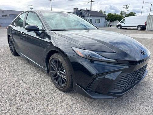 Midnight Black Metallic 2026 Toyota Camry SE