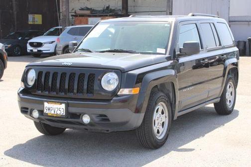 Black Clearcoat 2015 Jeep Patriot Sport