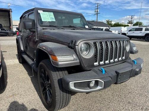 Granite Crystal Clearcoat Metallic 2023 Jeep Wrangler 4xe Sahara