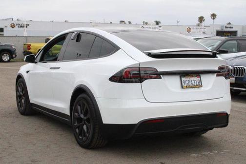 Pearl White Multi 2023 Tesla Model X Base