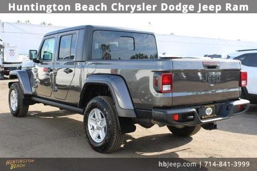 2021 Jeep Gladiator Sport