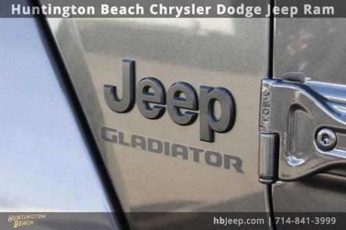2021 Jeep Gladiator Sport