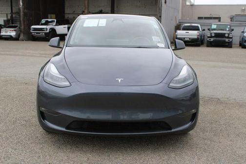 Midnight Silver Metallic 2022 Tesla Model Y Performance