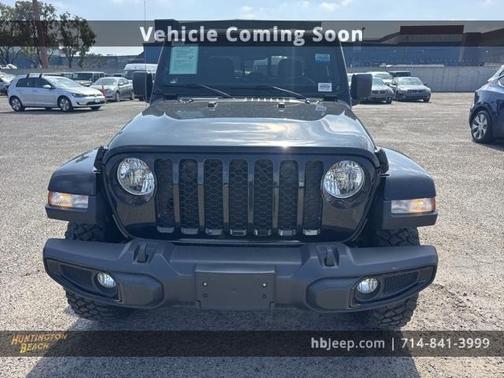 2021 Jeep Gladiator Sport