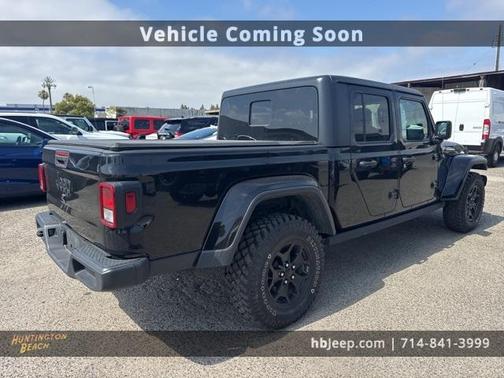 2021 Jeep Gladiator Sport