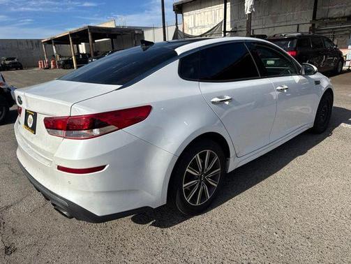 Snow White Pearl 2019 Kia Optima LX