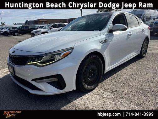 Snow White Pearl 2019 Kia Optima LX
