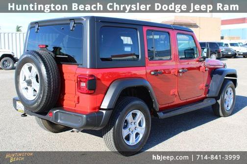 2022 Jeep Wrangler Unlimited Sport