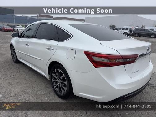 2016 Toyota Avalon Hybrid XLE Premium
