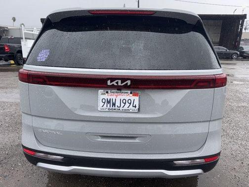 2024 Kia Carnival EX