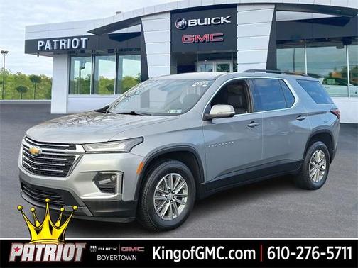 2023 Chevrolet Traverse LT Leather