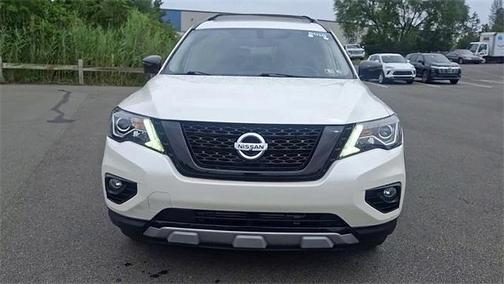 2019 Nissan Pathfinder SL