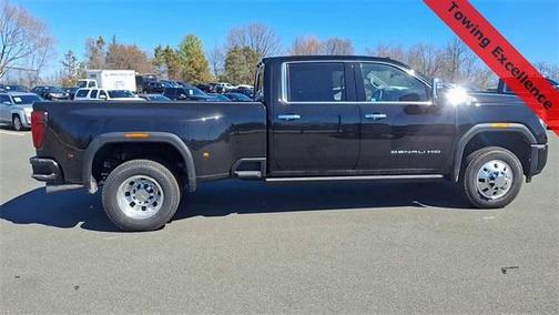 2025 GMC Sierra 3500 Denali