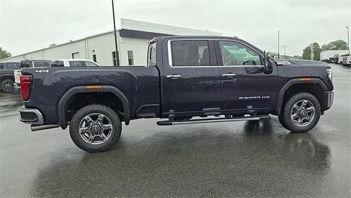 2025 GMC Sierra 2500 SLT