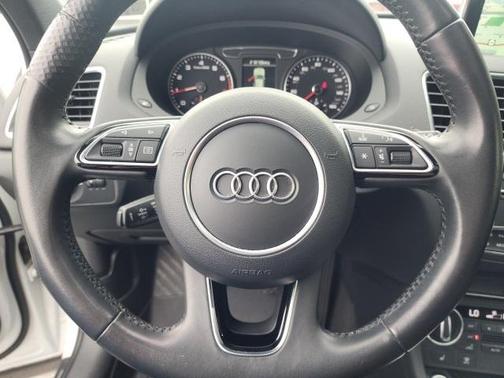 2018 Audi Q3 2.0T Premium Plus