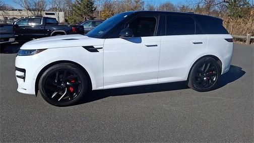 2024 Land Rover Range Rover Sport 5.0L Supercharged Dynamic