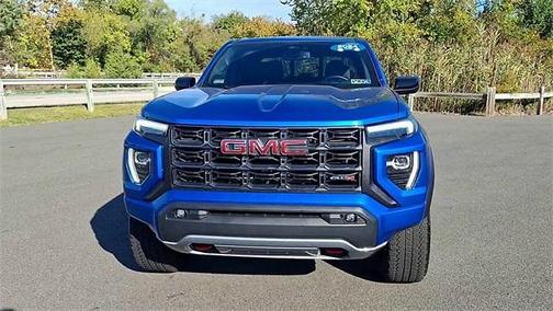 2024 GMC Canyon AT4