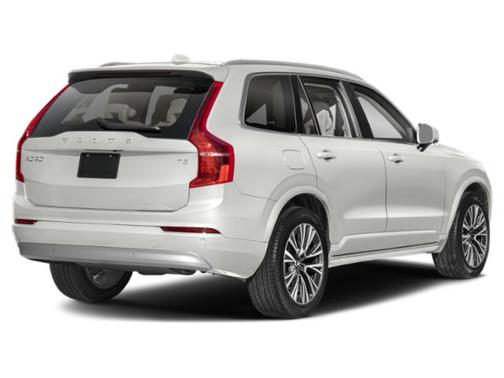White 2022 Volvo XC90 T5 Momentum