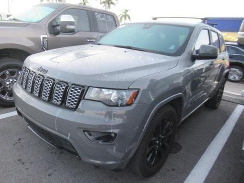 2021 Jeep Grand Cherokee Laredo