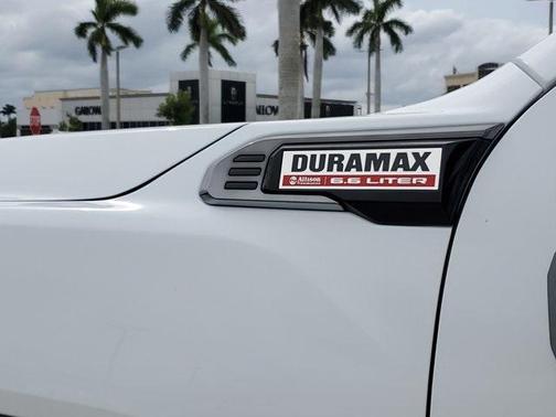 2024 GMC Sierra 2500 AT4