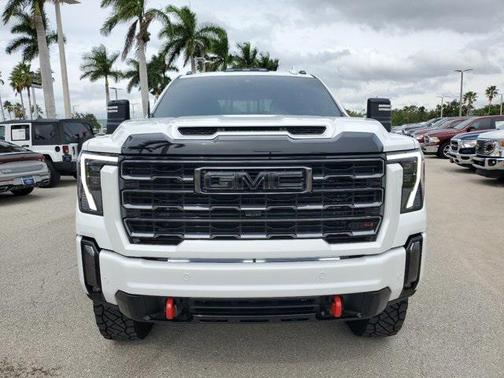 2024 GMC Sierra 2500 AT4