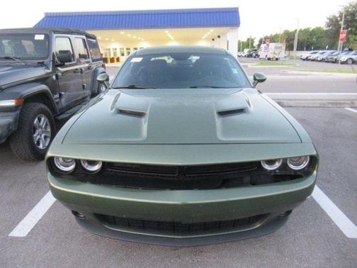 2022 Dodge Challenger SXT