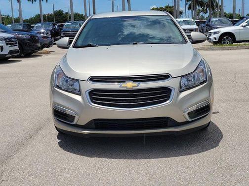 Champagne Silver Metallic 2015 Chevrolet Cruze 2LT