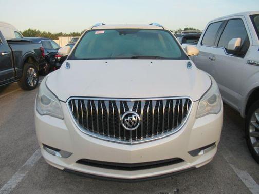 White Diamond Clearcoat 2014 Buick Enclave Premium