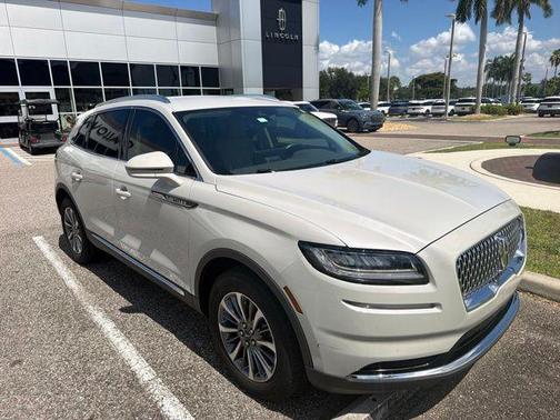 Ceramic Pearl Metallic Tinted Clearcoat 2023 Lincoln Nautilus Standard