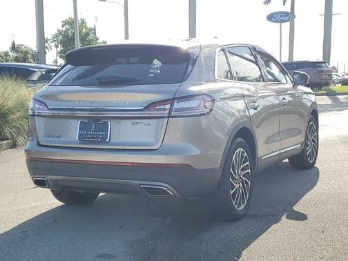 2020 Lincoln Nautilus Reserve