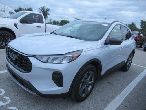 Silver Metallic 2025 Ford Escape ST-Line