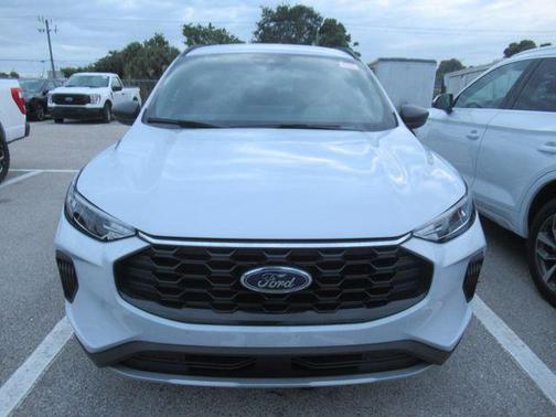 Silver Metallic 2025 Ford Escape ST-Line