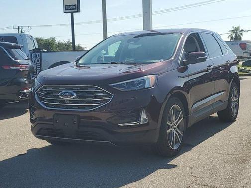 2022 Ford Edge Titanium