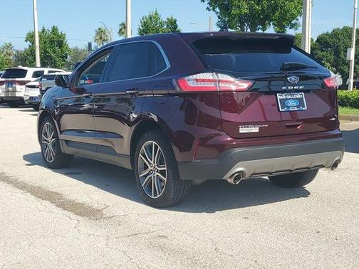 2022 Ford Edge Titanium
