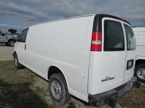 2017 GMC Savana 2500 Work Van