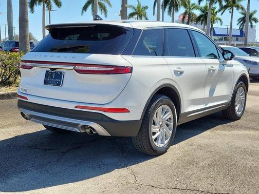 2024 Lincoln Corsair Premiere