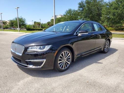 2017 Lincoln MKZ Base