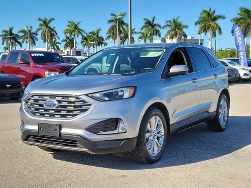 2022 Ford Edge Titanium
