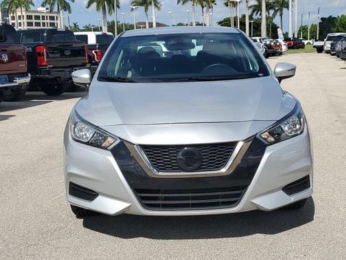 2021 Nissan Versa 1.6 SV