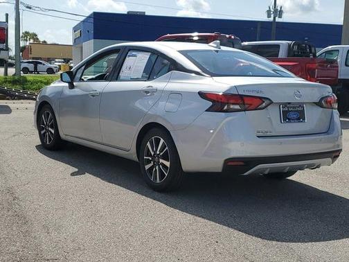 2021 Nissan Versa 1.6 SV