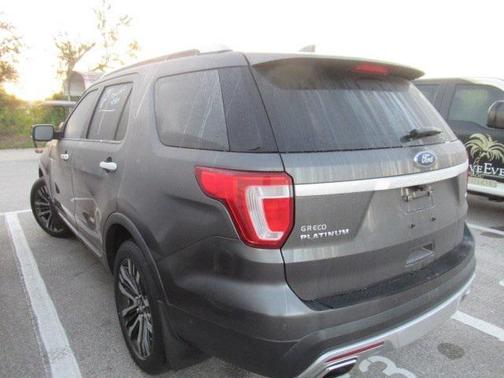 2017 Ford Explorer Platinum